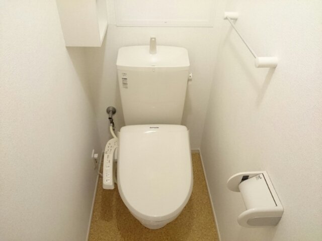 トイレ　ゆったりとした空間のトイレです