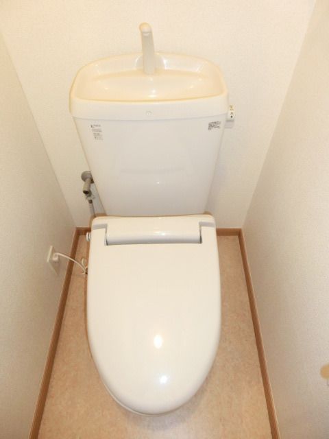 トイレ　使いやすいシンプルなトイレです！