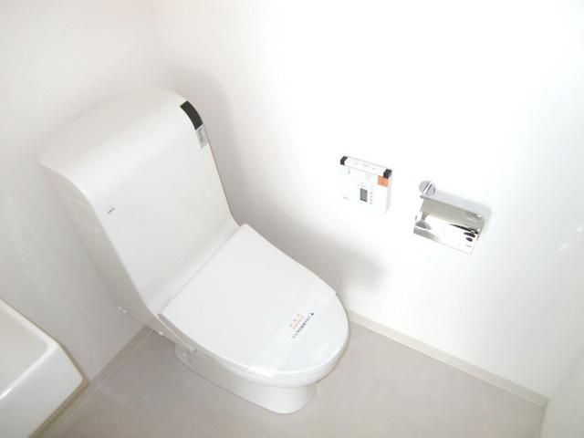 トイレ　★ウォシュレット付のトイレです★