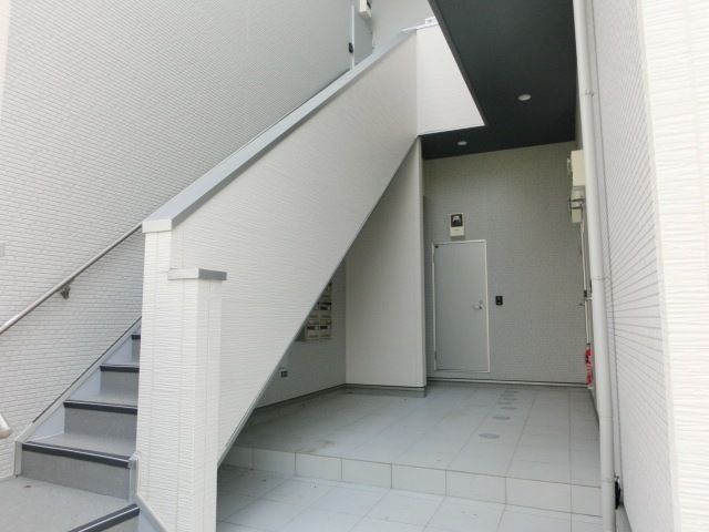エントランス　エントランス