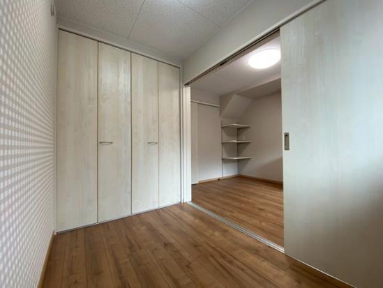 エターナルIの居間写真