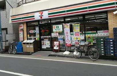 コンビニ　セブンイレブン 板橋大和町店（コンビニ）まで243m