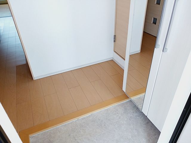 リバーサイドヒルの玄関写真