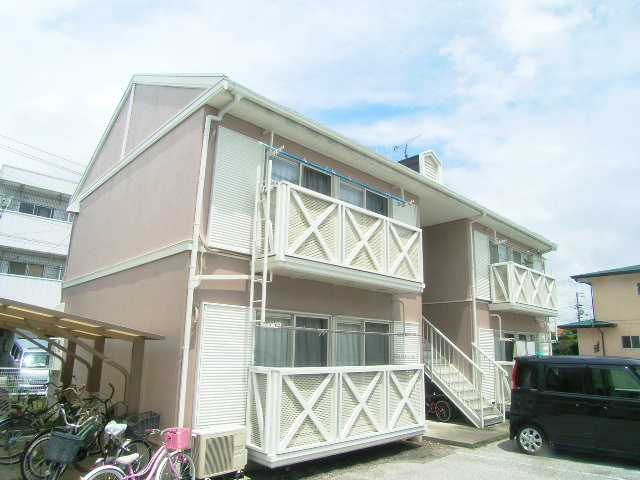 建物外観　2009年7月撮影