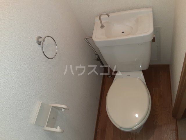 エステート103のトイレ写真