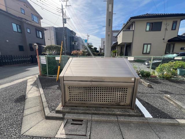 埼玉新都市交通伊奈線 鉄道博物館駅 徒歩2分 2階建 築39年の外観写真