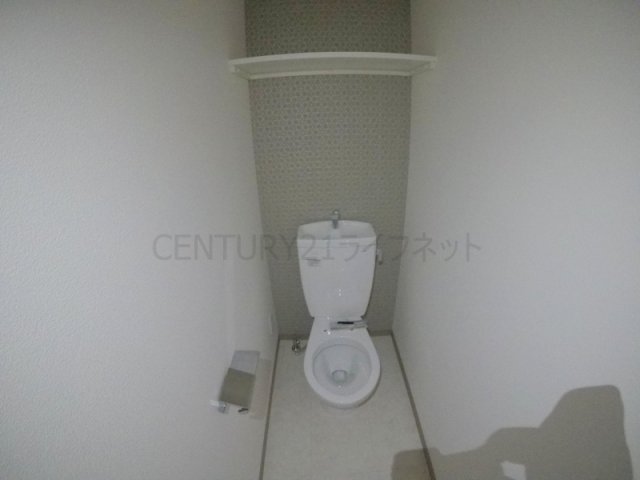ファステート大阪マジョリティのトイレ写真