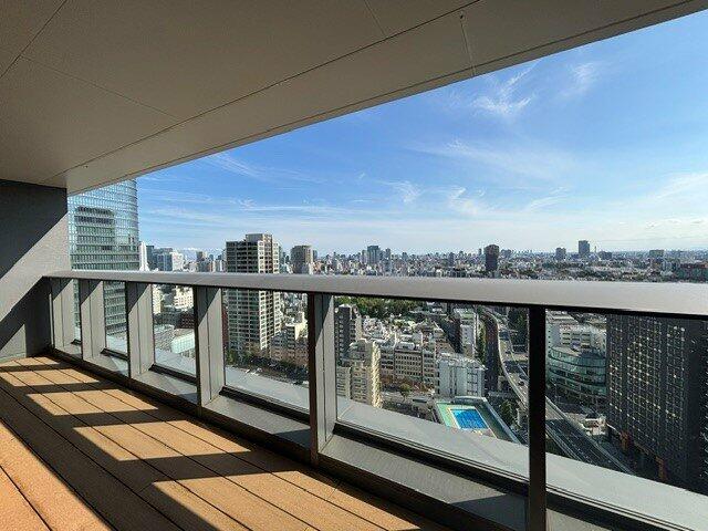 バルコニー　バルコニー