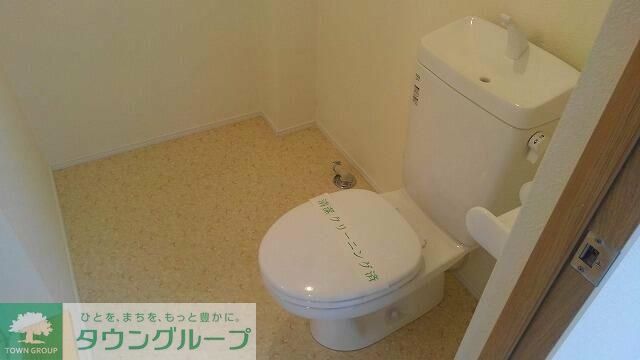 小田急小田原線 秦野駅 徒歩19分 2階建 築10年のトイレ写真