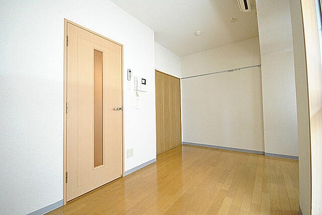スカイコート文京白山第2の居間写真