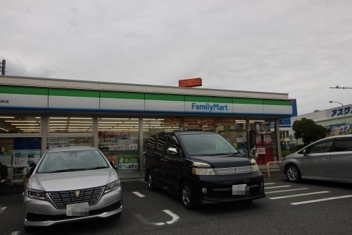 コンビニ　ファミリーマート 幕張本郷店（コンビニ）まで618m