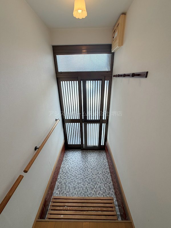 香ヶ丘戸建ての玄関写真