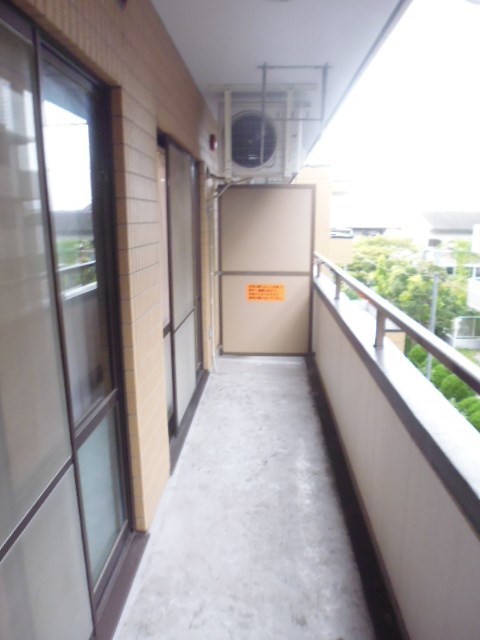 ＪＲ京浜東北線 鶴見駅 徒歩12分 7階建 築37年の内装写真
