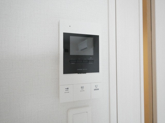 セキュリティ　防犯面に配慮したＴＶモニターホン付きです！