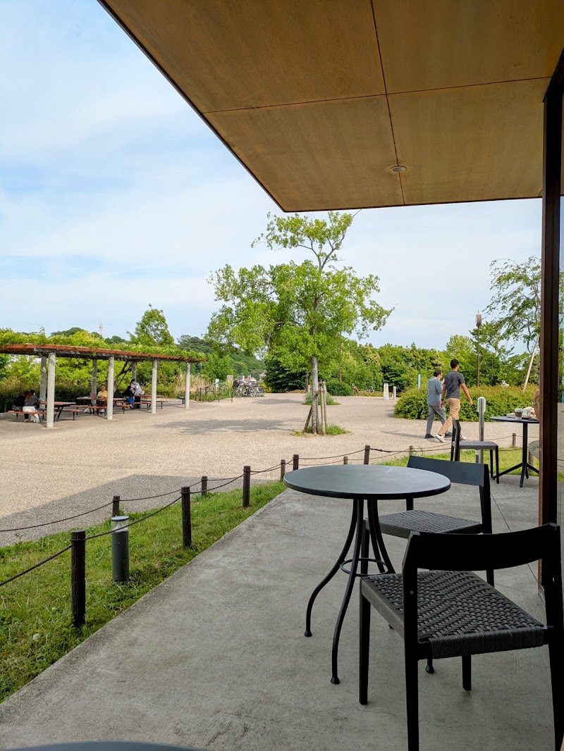 飲食店　スターバックスコーヒー二子玉川公園店（飲食店）まで491m