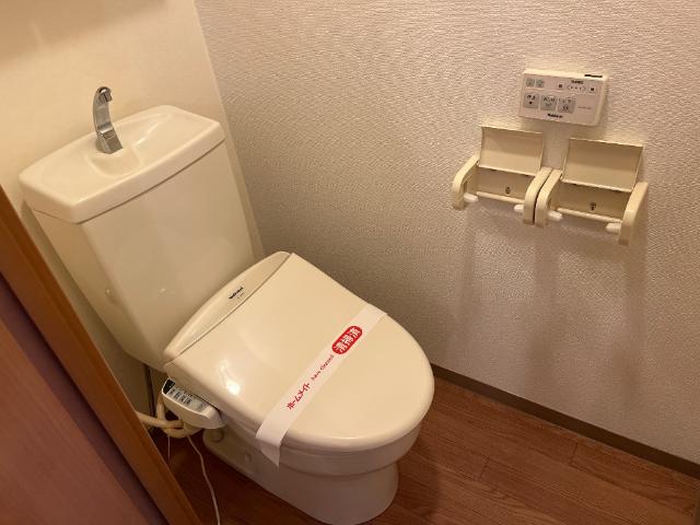 トイレ　シャワー付トイレ