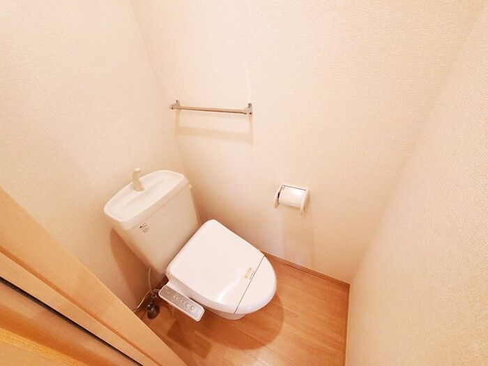 ウィスタリア Dのトイレ写真