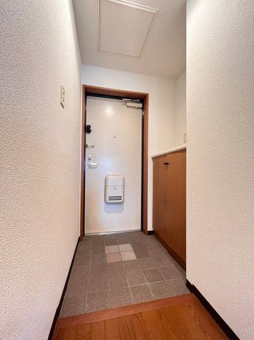 玄関　別号室の写真です。ご参考までに
