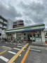 コンビニ　ファミリーマート 堺鳳東町店（コンビニ）まで708m