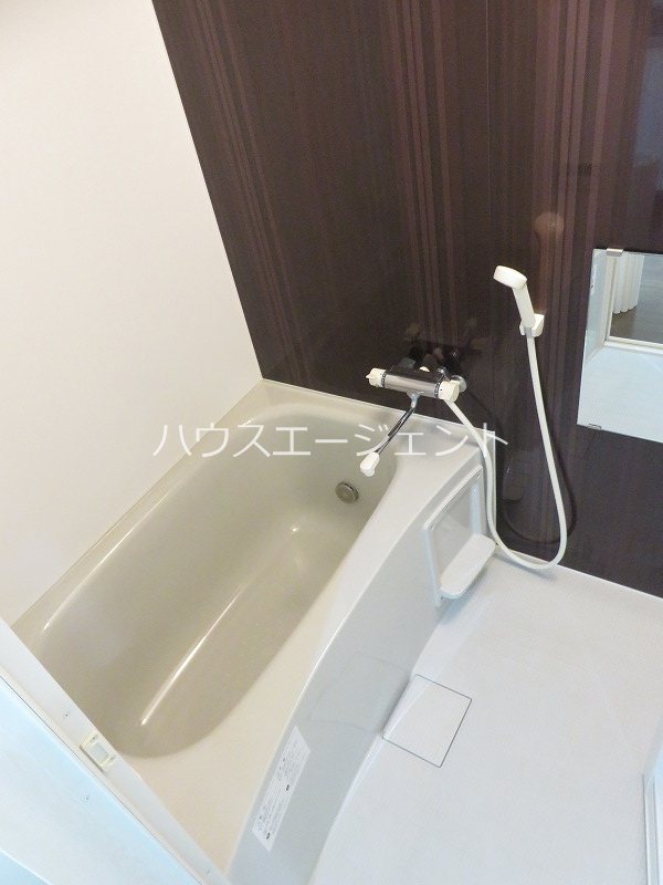 バス・シャワールーム　キレイなお風呂です