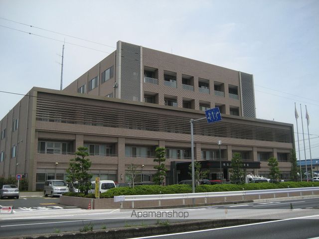 警察署・交番　上尾警察署（警察署・交番）まで302m