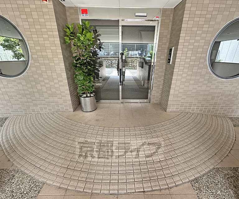 ＪＲ山陰本線 亀岡駅 徒歩10分 4階建 築28年の外観写真