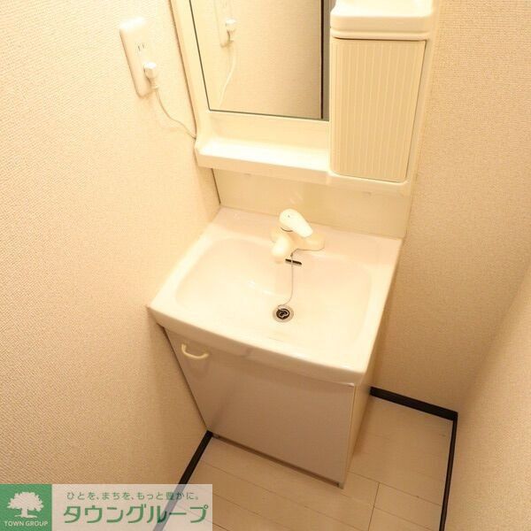 洗面設備　お部屋探しは株式会社　タウンハウジング　までお気軽にお問合…