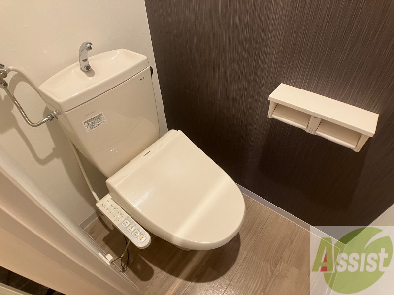 トイレ　トイレです。ウォシュレット付を探している方、おすすめです。