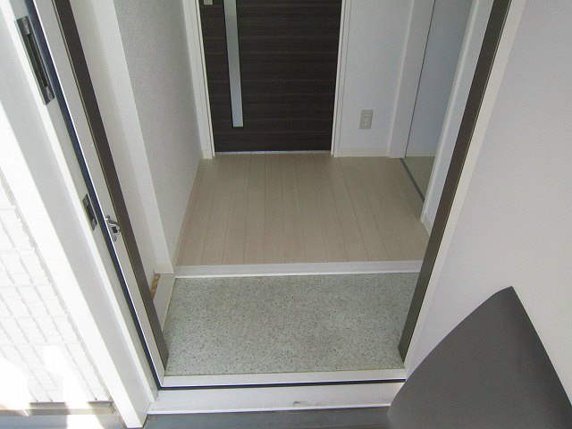 玄関　別部屋参考写真