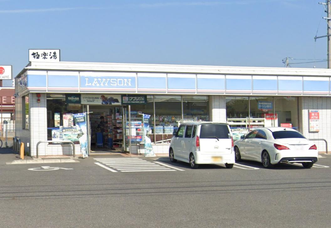 コンビニ　ローソン 津白塚店（コンビニ）まで517m