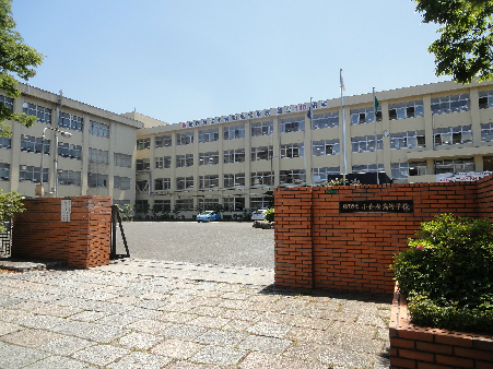 高校・高専　【福岡県立小倉南高等学校】（高校・高専）まで658m