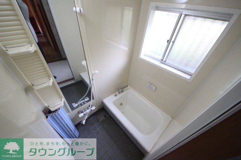 川口中学校北側貸家の風呂写真