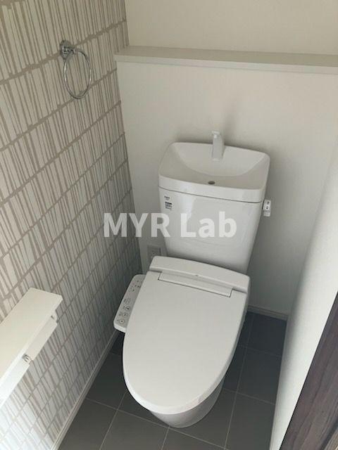 ＪＲ篠栗線 原町駅 徒歩8分 2階建 築1年のトイレ写真