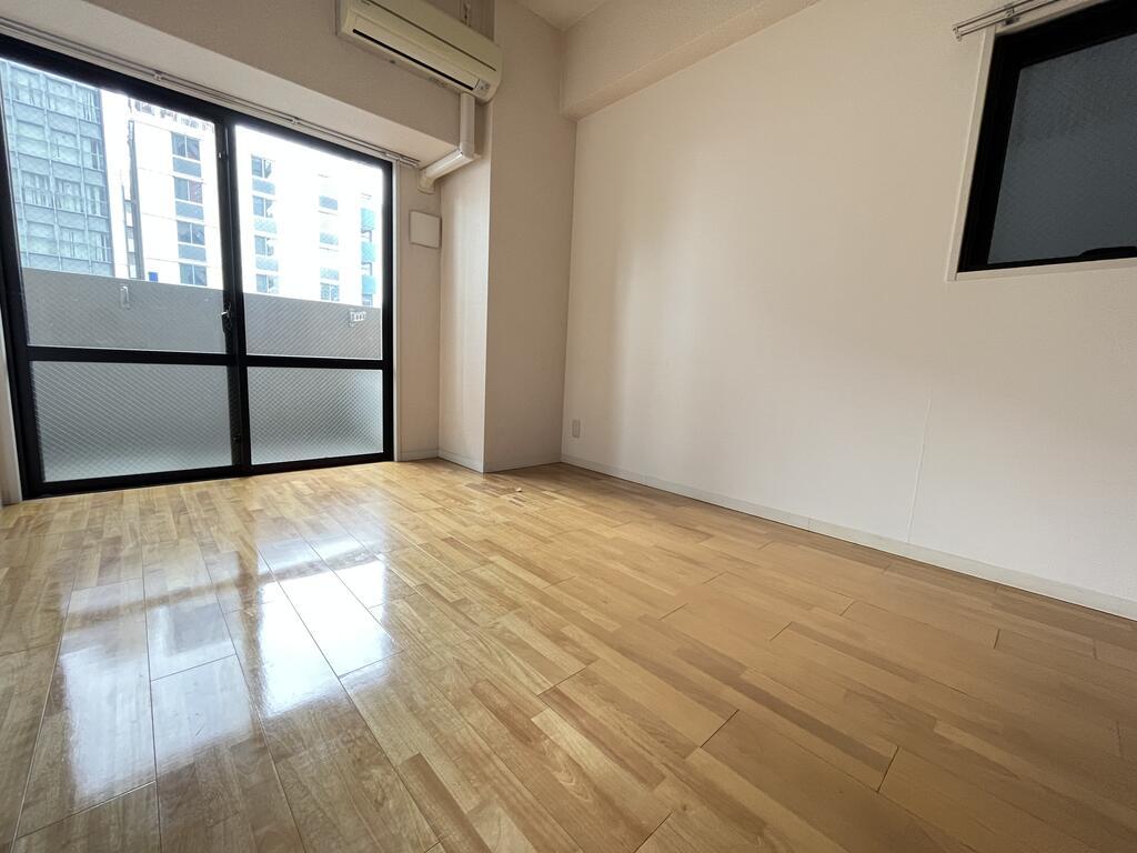 居室・リビング　※同建物別部屋