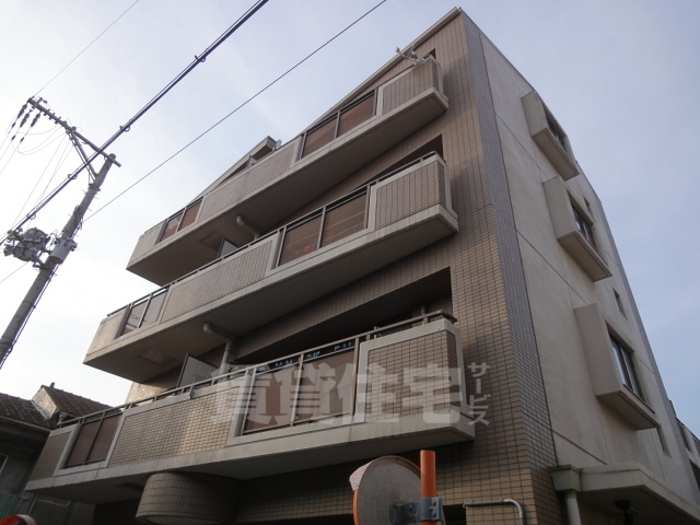 グレイスコート三津屋の外観写真