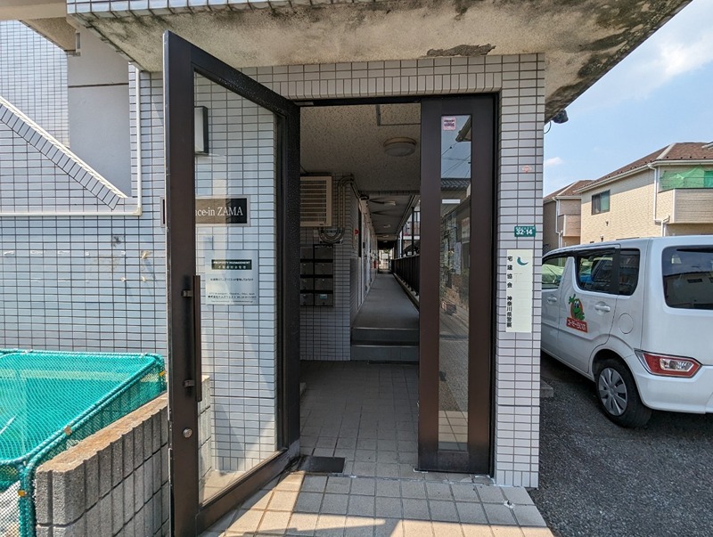 エントランス
