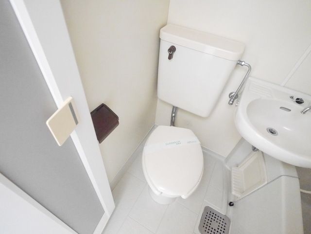 トイレ　★お部屋探しは株式会社タウンハウジング東京まで★