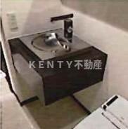 洗面設備　明るい洗面所です