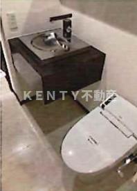 トイレ　シンプルで使いやすいトイレです