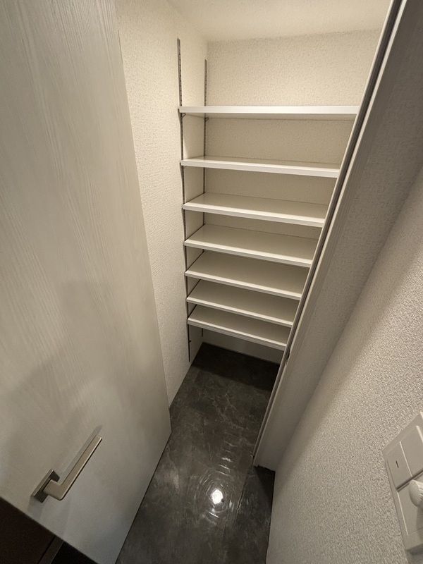 スプランディッド四ツ木の玄関写真