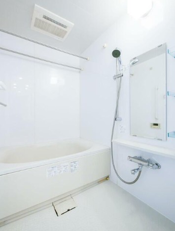 コンフォリア駒場の風呂写真