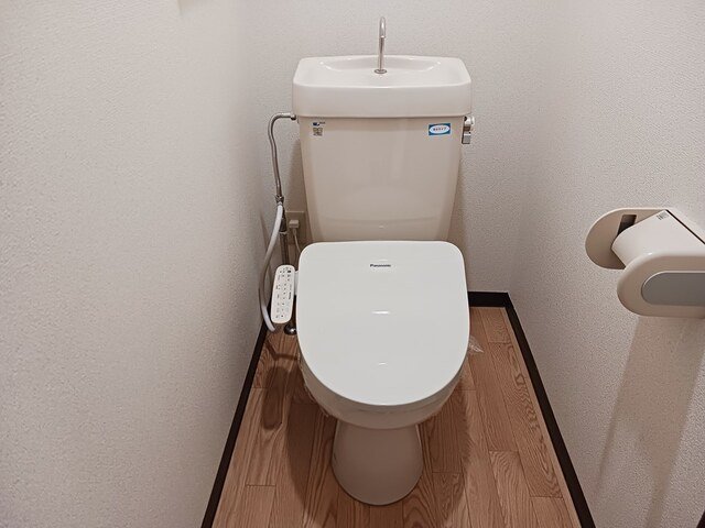 トイレ　清潔感のあるトイレです