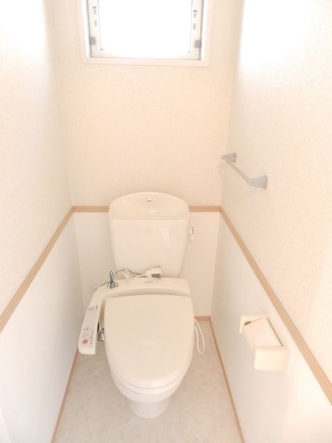 コアロードのトイレ写真