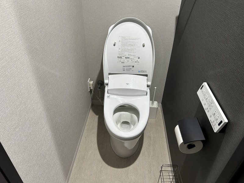 トイレ　トイレ