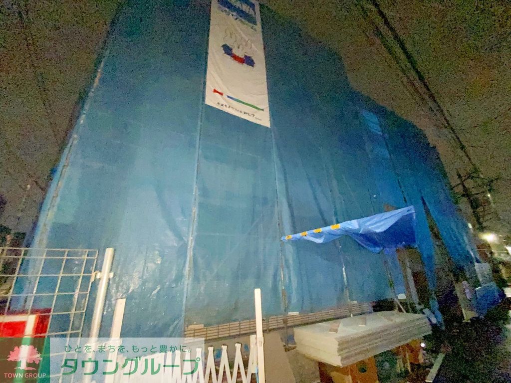 建物外観　駐車場