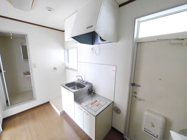 キッチン　★お部屋探しは株式会社タウンハウジング東京まで★