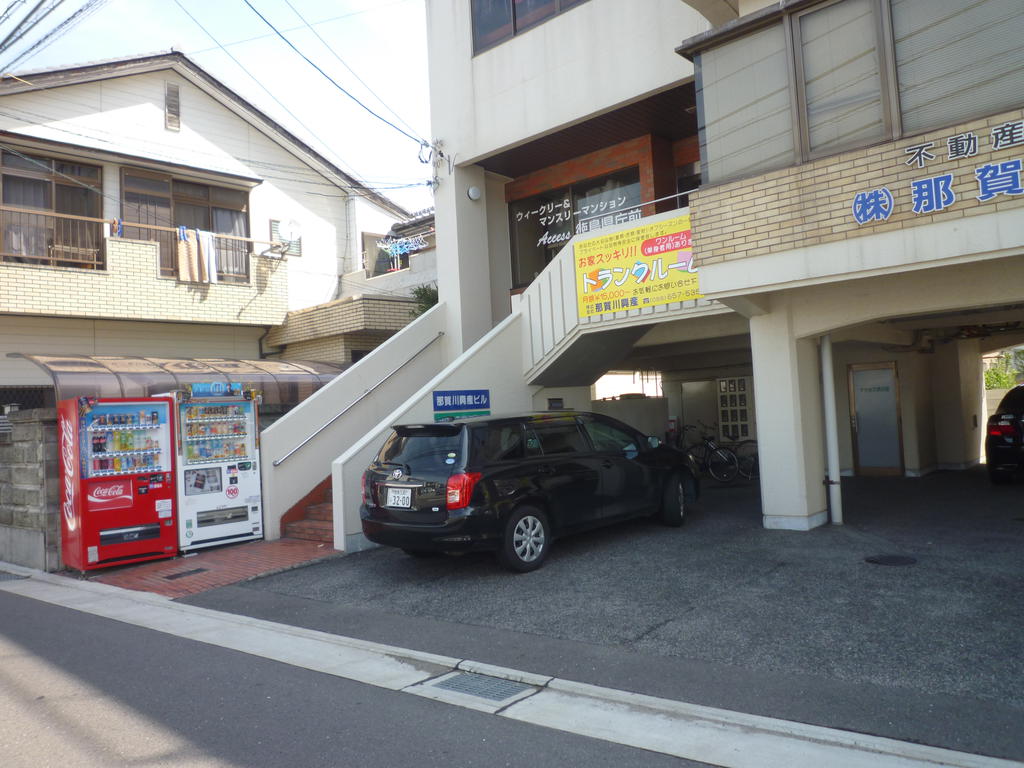 【徳島市昭和町のマンションの駐車場】