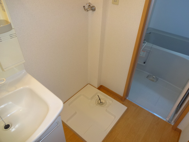 その他設備　洗濯機置場