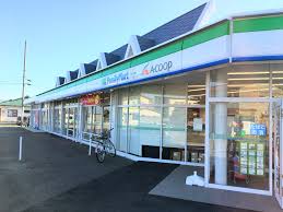 スーパー　ファミリーマート＋Aコープ加賀野店（スーパー）まで1080m