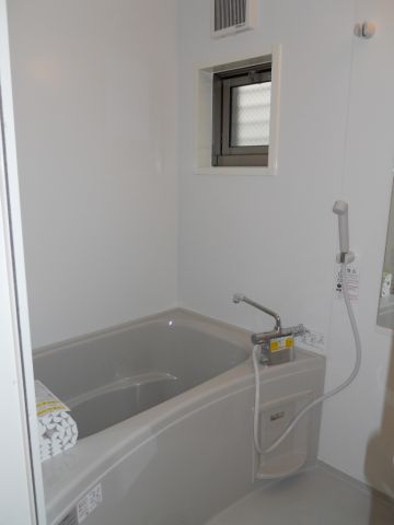 バス・シャワールーム　2012年撮影